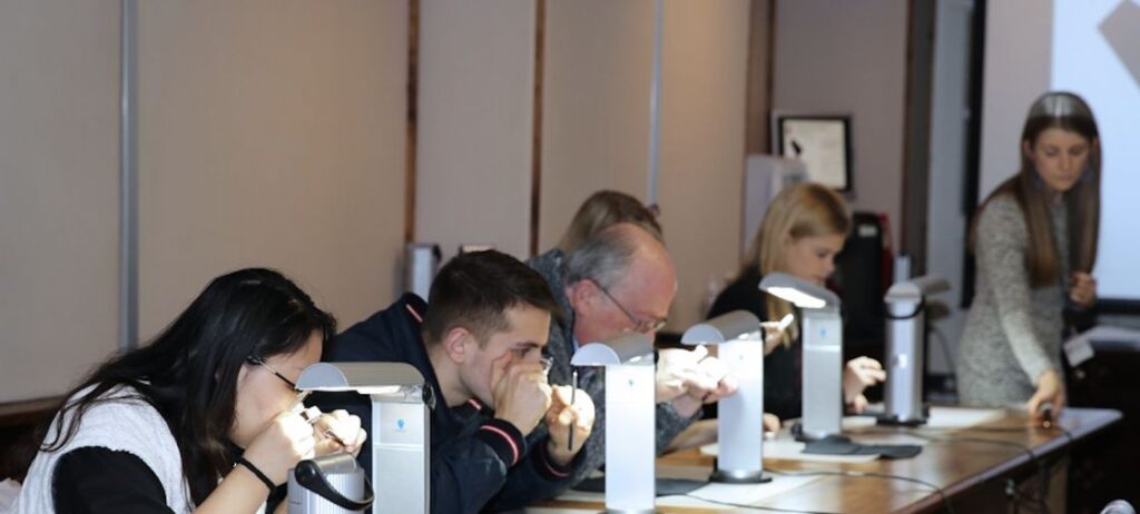 Inside Look What You’ll Learn on the Gem-A Gemmology Foundation Course
