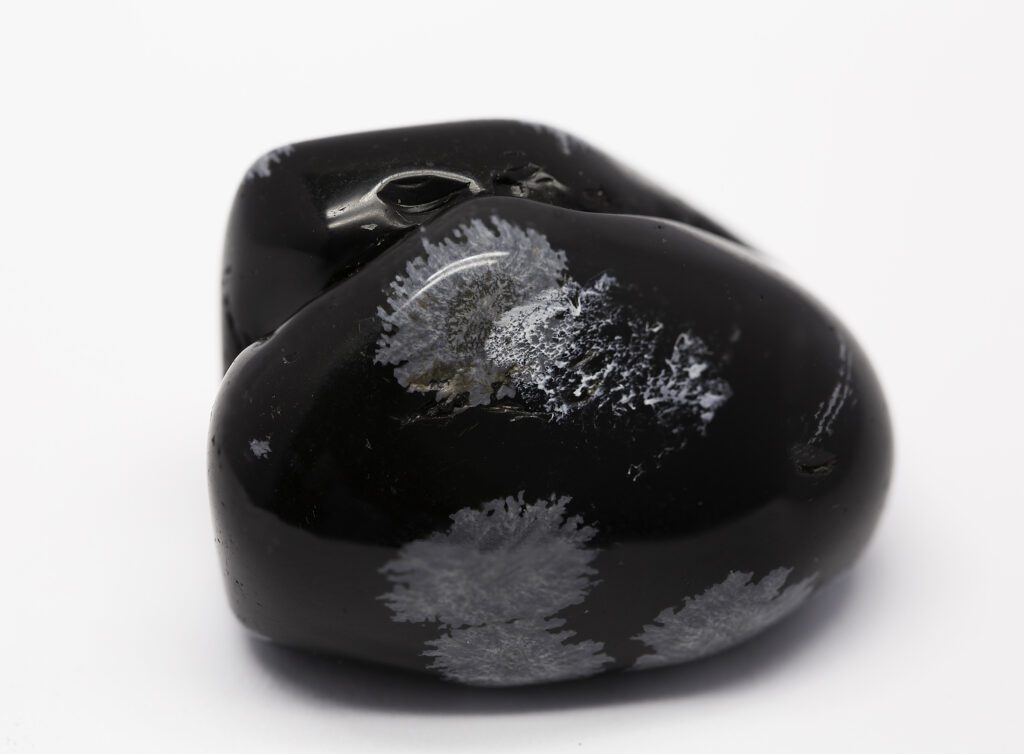 Beginner’s Guide: Understanding the Formation of Natural Glass - Natural Glass,Formation,Beginner’s Guid - No.3 snowflake Obsidian